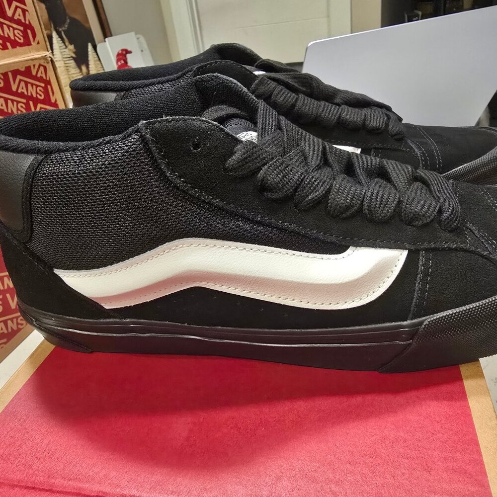 Vans Knu Mid Shoes Sneakers - Black/Black/White (VN000CQ9B8C) Mens Size 12 NEW